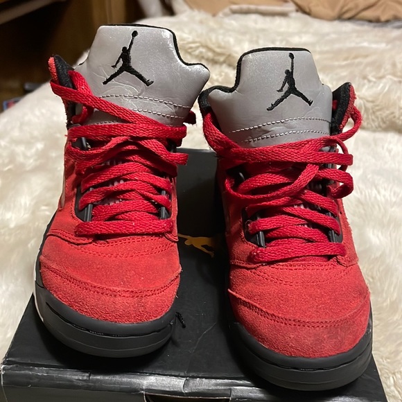 Jordans - Picture 5 of 8